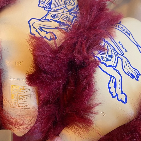 Burberry Minnie Women's Red Shearling Leather high heel sandals Size 36/6 - Picture 6 of 6